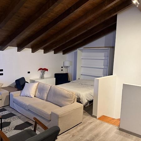 Bella Camelia - Lago Di Como San Siro  Kültér fotó